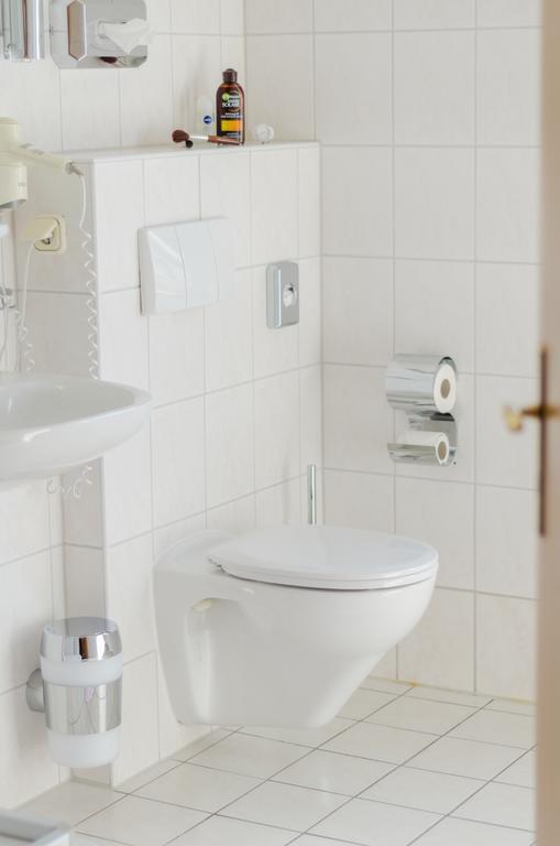 Haffidyll Garni Hotell Rerik Rum bild