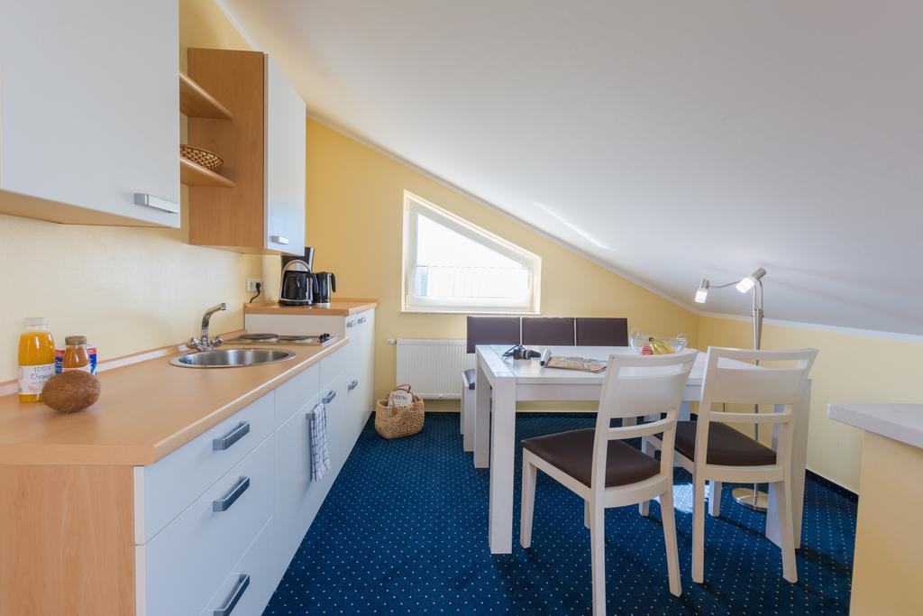 Haffidyll Garni Hotell Rerik Exteriör bild