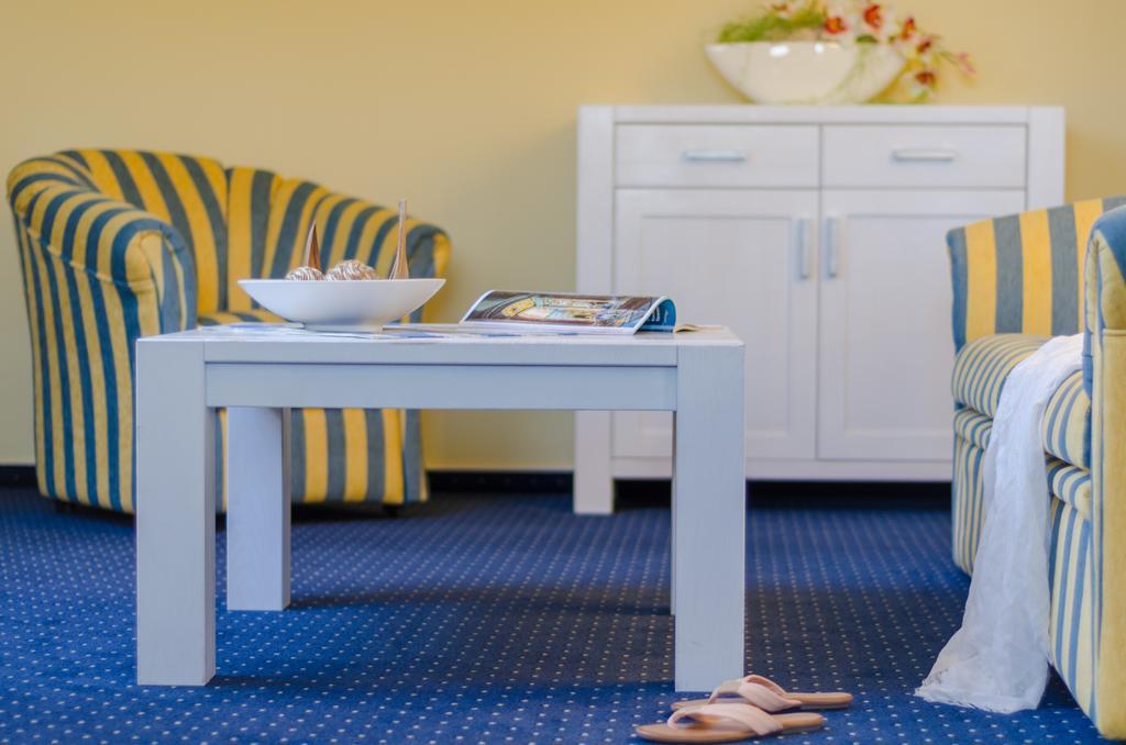 Haffidyll Garni Hotell Rerik Exteriör bild