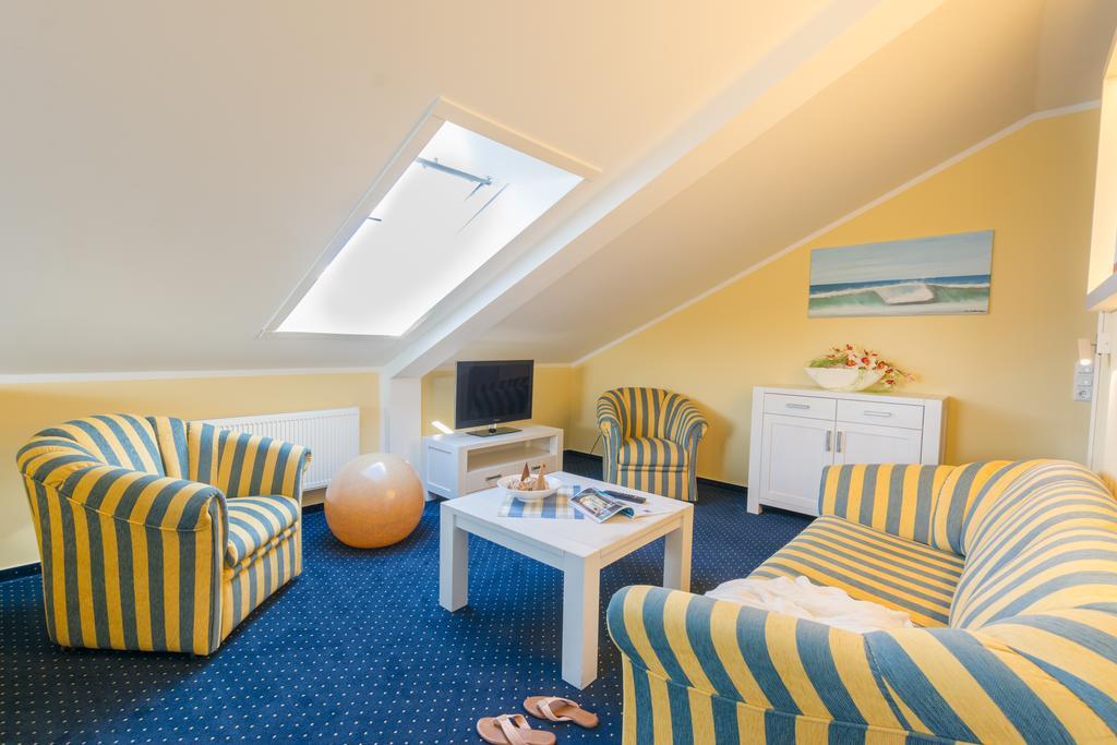 Haffidyll Garni Hotell Rerik Exteriör bild