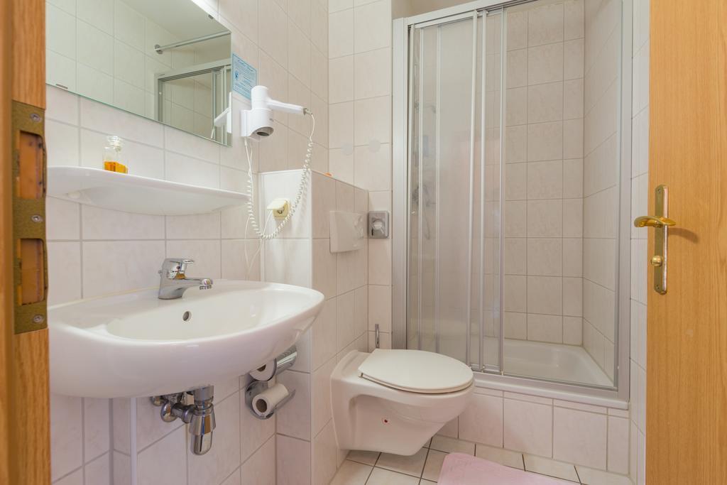 Haffidyll Garni Hotell Rerik Exteriör bild